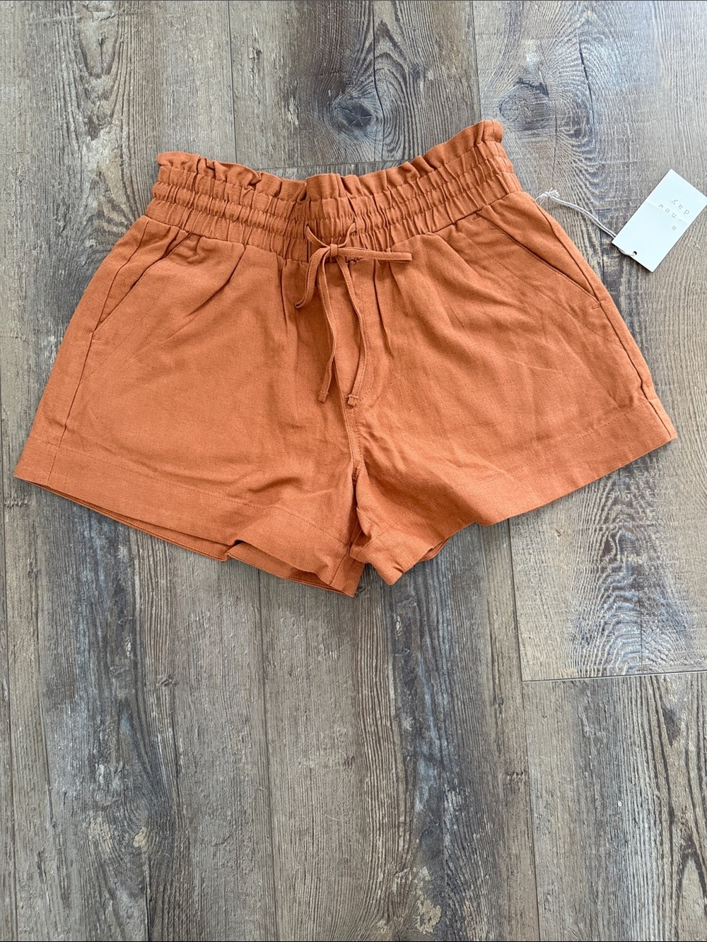 Women’s High Waist Rust Drawstring Linen-Blend Shorts